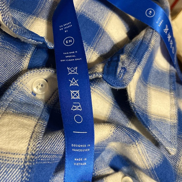 KIT and ACE royal blue and white flannel check men’s button down shirt
BIN 29 - Picture 7 of 8